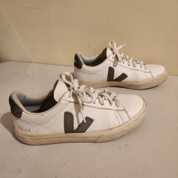VEJA Campo Women's Sz US 10/ EU 41 White Khaki Leather Low Top Sneakers - Picture 10 of 10